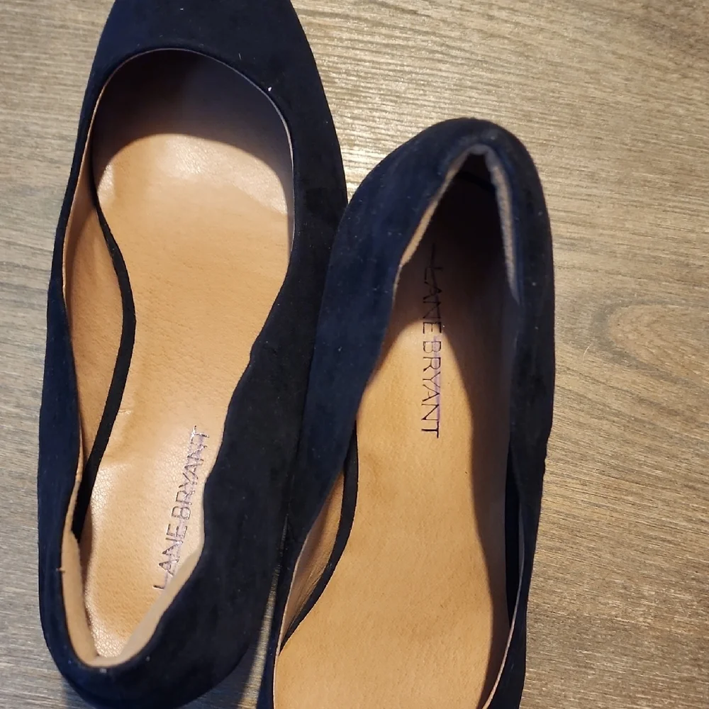 Lane Bryant Suede Block Heels - Picture 3 of 3